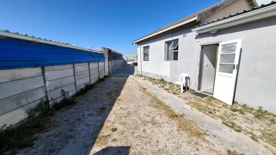 4 Bedroom Property for Sale in Westgate Western Cape